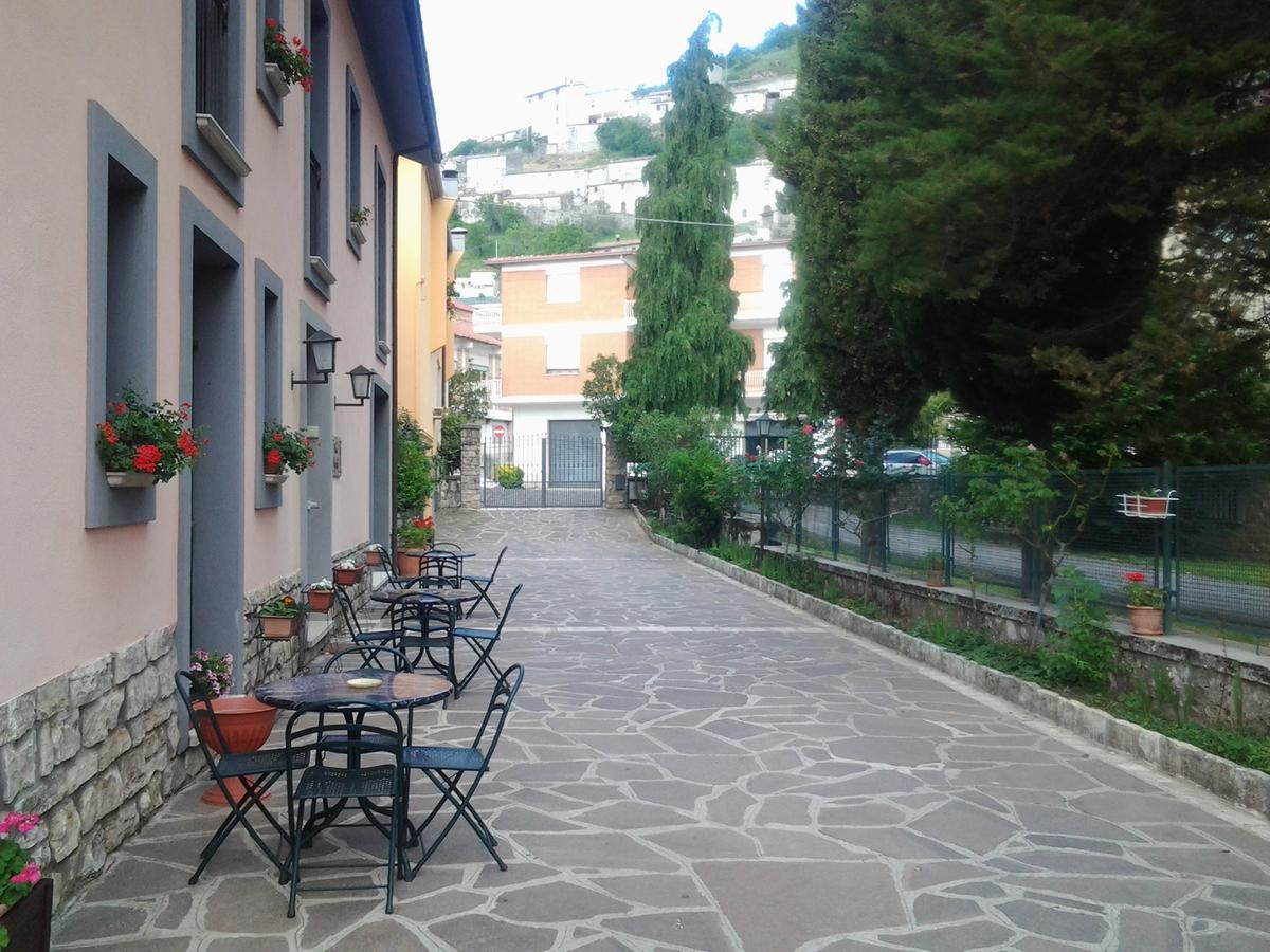Casale Maginulfo Roccamandolfi Exterior foto